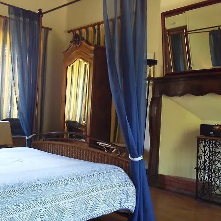 Bed & Breakfast Domaine Le Peyrou