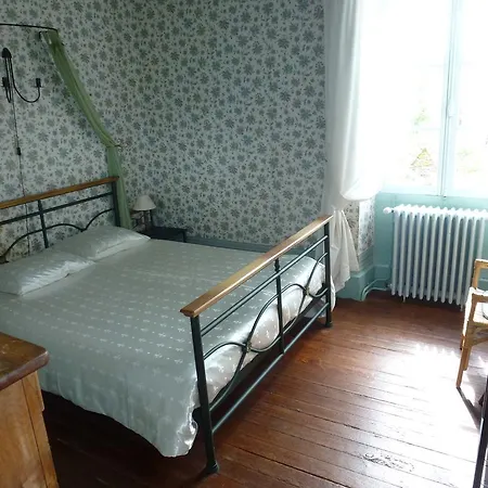 Bed & Breakfast Domaine Le Peyrou Luzech
